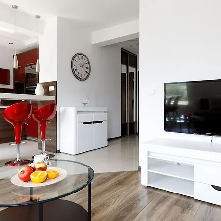 сlose-urban Chic - Great Location - 2 Bedrooms& Legnicka Breslavia