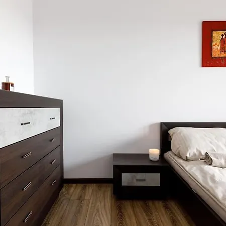 сlose-urban Chic - Great Location - 2 Bedrooms& Legnicka Appartement *