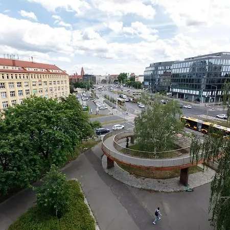 Apartment сlose-urban Chic - Great Location - 2 Bedrooms& Legnicka *